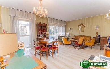 4 LOCALI CON CUCINA ABITABILE, DOPPI SERVIZI, 3 BA