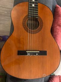 Chitarra 3/4 usata pochissimo