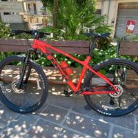 Me la tolgo per problemi di salute mtb come nuova.