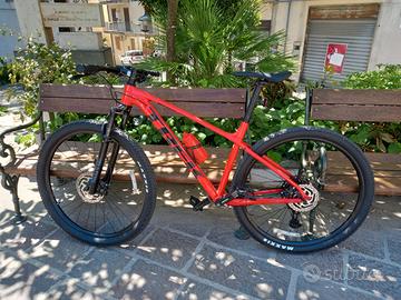 Me la tolgo per problemi di salute mtb come nuova.