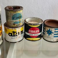Barattoli vernice e caffè