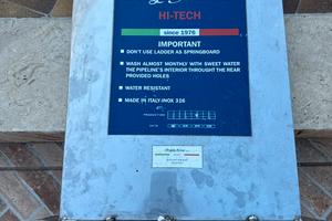 Scaletta 4 scalini Douglas Marine