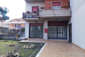 Bottega 40 mq con 2 punti luce
