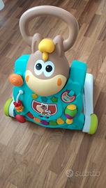 Carrellino primi passi e tavolino gioco.