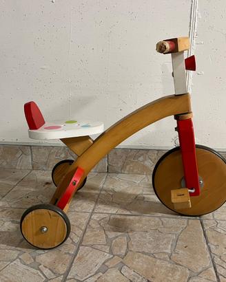 Triciclo in legno