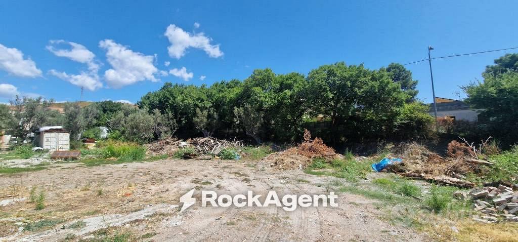 Terreno di 15000 m² a Catanzaro - Altro