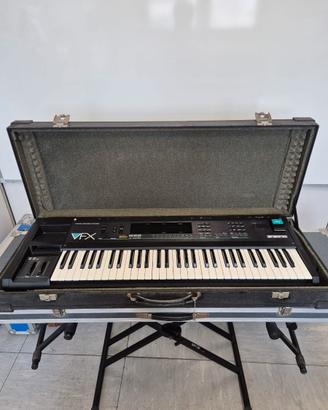 Sintetizzatore vintage Ensoniq VFX