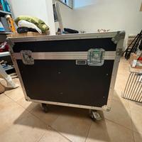 Custodia per trasporto casse con ruote