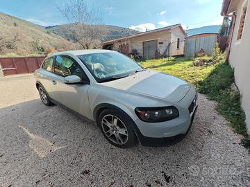 volvo c30 momentium d4
