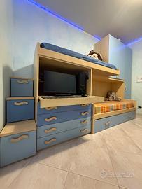 Cameretta con letto a ponte