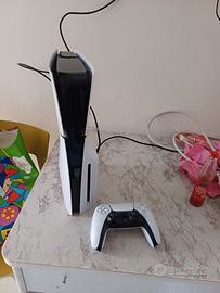 Playstation 5 con disco - Fifa 25 - COD BO6