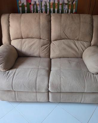 divano 2 posti con recliner elettrico 