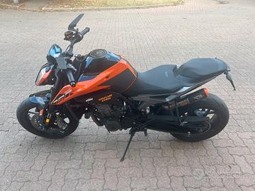 KTM Duke 790 2023 Depotenziata A2 solo a libretto