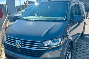 caravelle volkswagen 2024 150cv T6 PL Autocarro