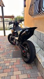 Husqvarna 701 A2 pronto pista