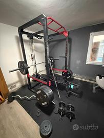 Rack e attrezzatura completa per body building