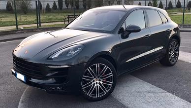 Porsche Macan GTS