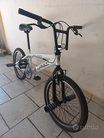 Bmx Tornado Royal Bugatti