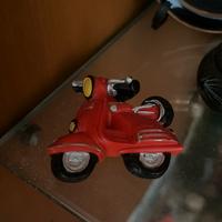 Vespa 50 rossa
