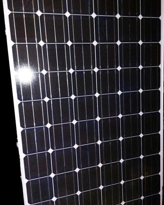 18 pannelli fotovoltaici usati da 250w 25€/pezzo