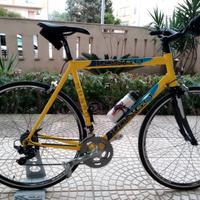 BICI  IBRIDA LONGO Taglia M (54 x 54 c.c.)