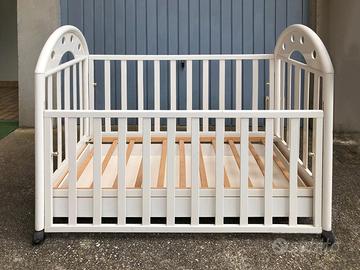 Lettino per infanzia