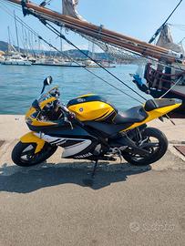 Yamaha yzf r 125( LEGGI BENE)
