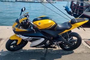 Yamaha yzf r 125( LEGGI BENE)