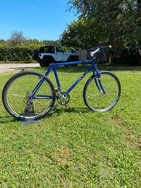 Cinelli MTB ottomilainsu vintage blu