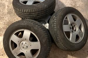 Cerchi e gomme golf 4