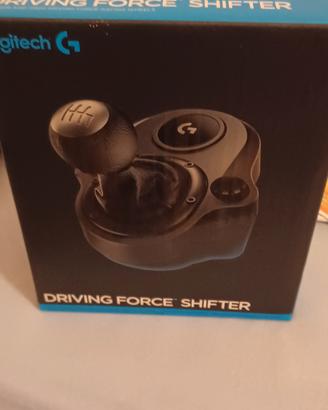 Cambio Logitech G29 per Playstation e PC