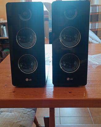 coppia autoparlanti  LG 80W cad