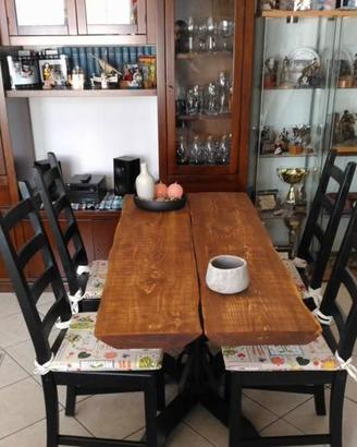 Tavolo ristico fatto a mano