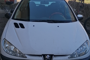 Peugeut 206
