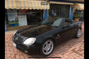 Mercedes-benda SLK 200 Cat Kompressor
