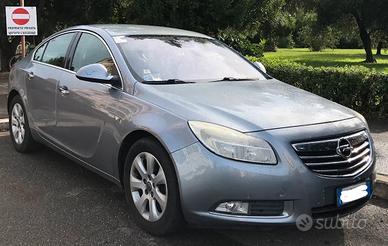 OPEL Insignia - 2009