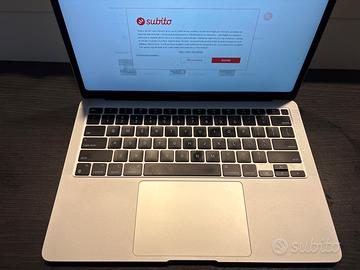 Apple M1 MacBook Air 13 pollici