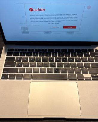 Apple M1 MacBook Air 13 pollici