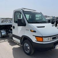 Iveco daily 35 c 13 carro attrezzi