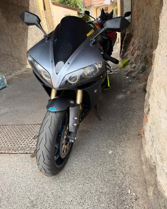 R1 2005
