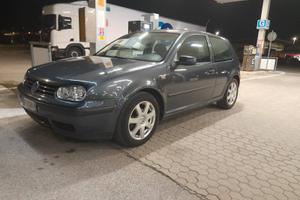 VW Golf 3porte GPL neopatentati d'epoca 