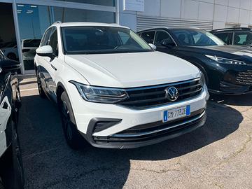 Volkswagen Tiguan 1.5 TSI 150 CV DSG ACT R-Line