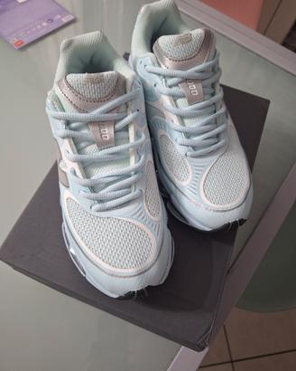 scarpe sportive