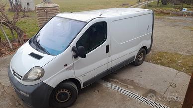 Vivaro 2003