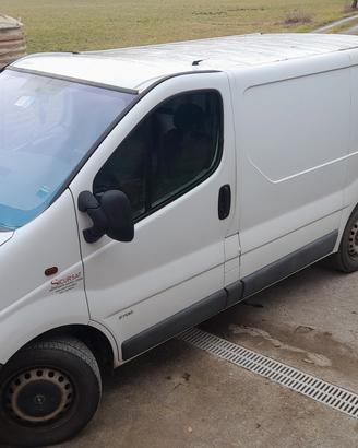 Vivaro 2003