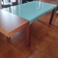 Tavolo design moderno in vetro e legno