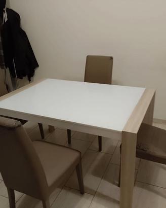Tavolo allungabile Wood + 4 sedie Nancy
