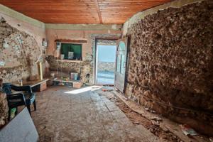 Indipendente da ultimare con cortile