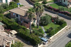 VILLA SINGOLA A TORTOLÌ