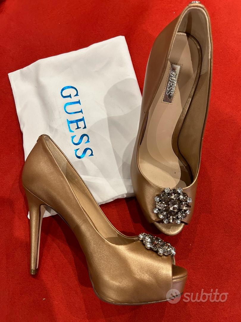 Scarpe con shop tacco guess 2017